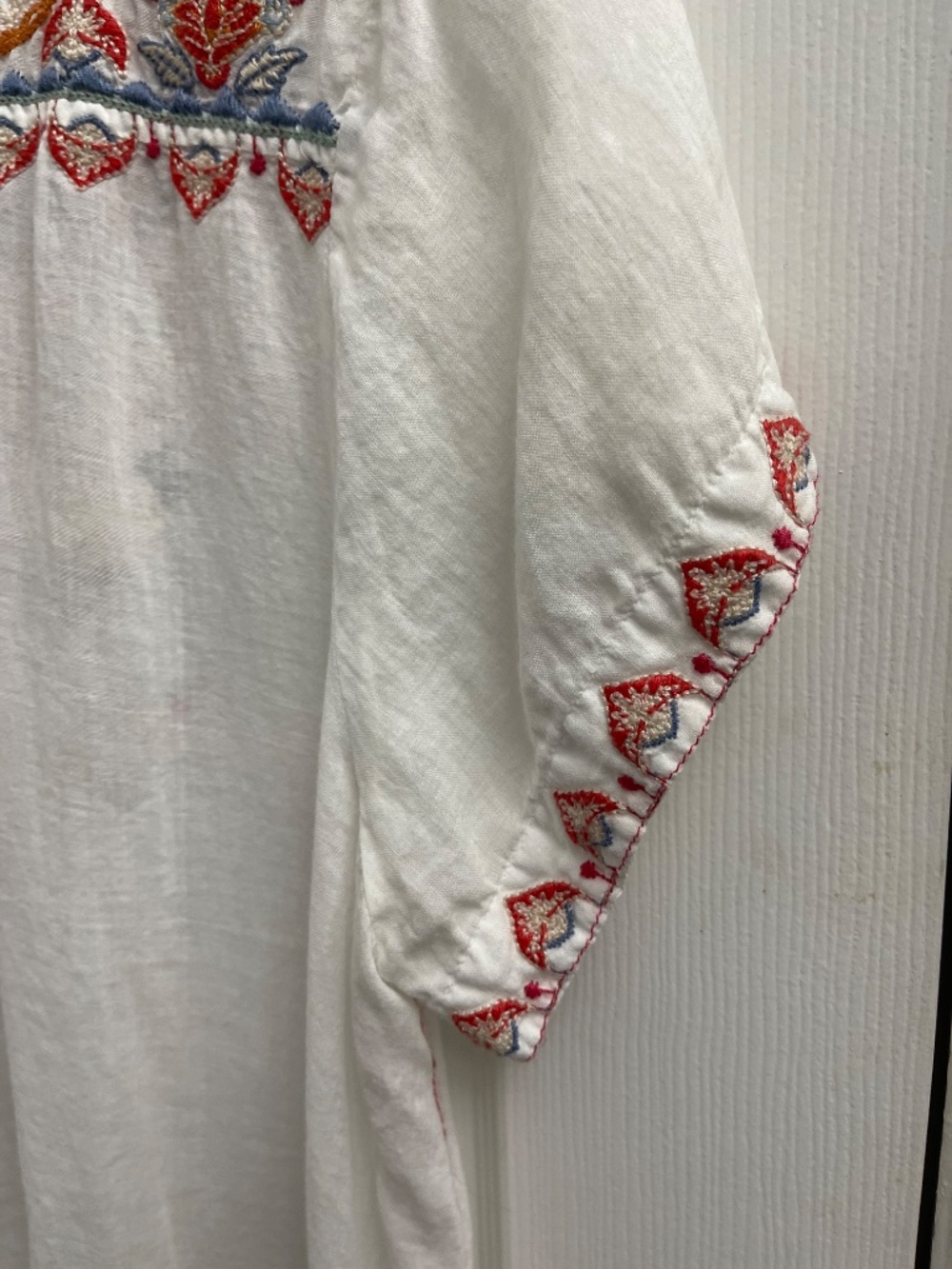 Johnny Was Workshop Embroidered Tunic - Picture 7 of 8